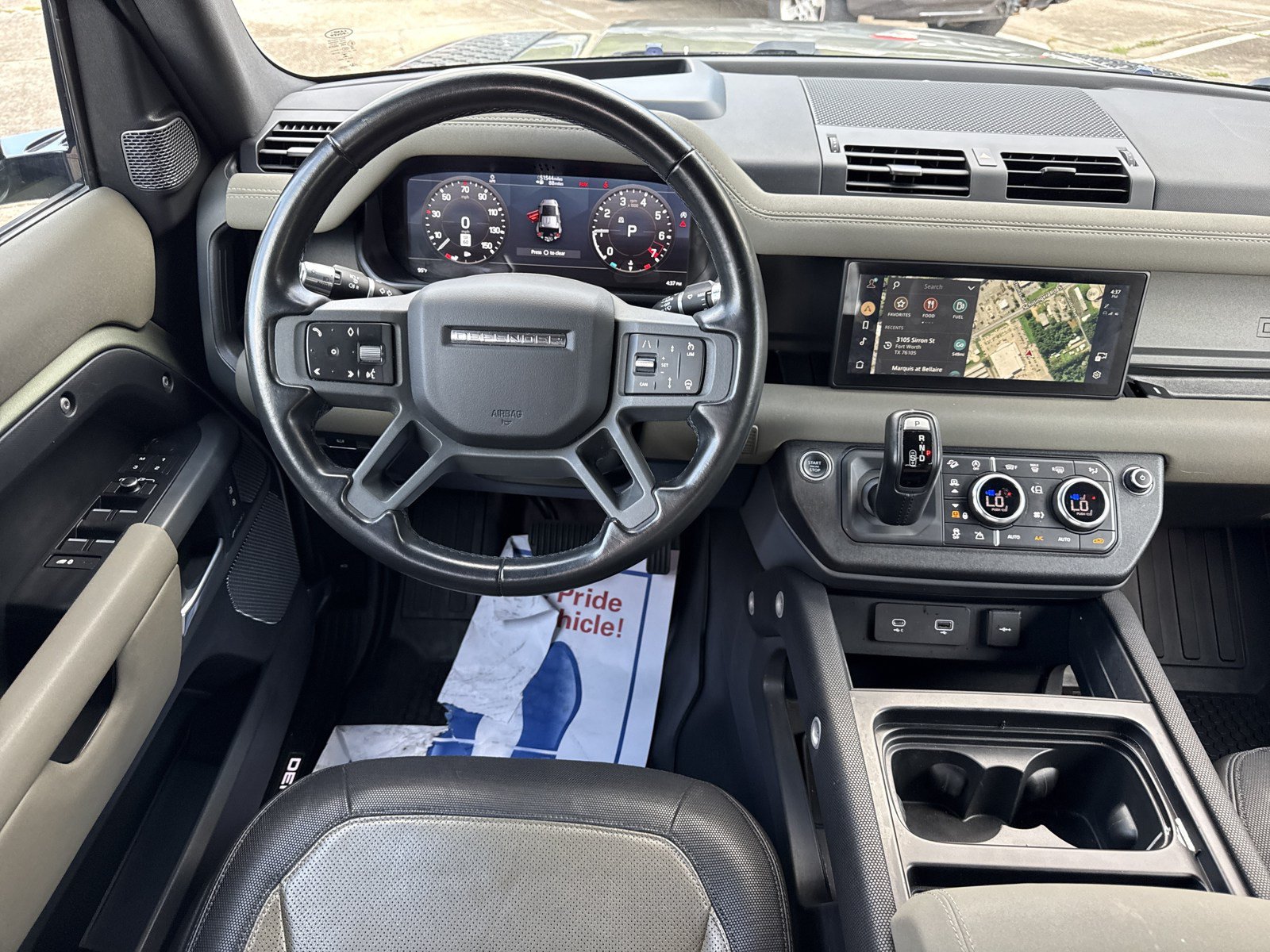 Used 2021 Land Rover Defender 110 X-Dynamic SE AWD/4WD image 16