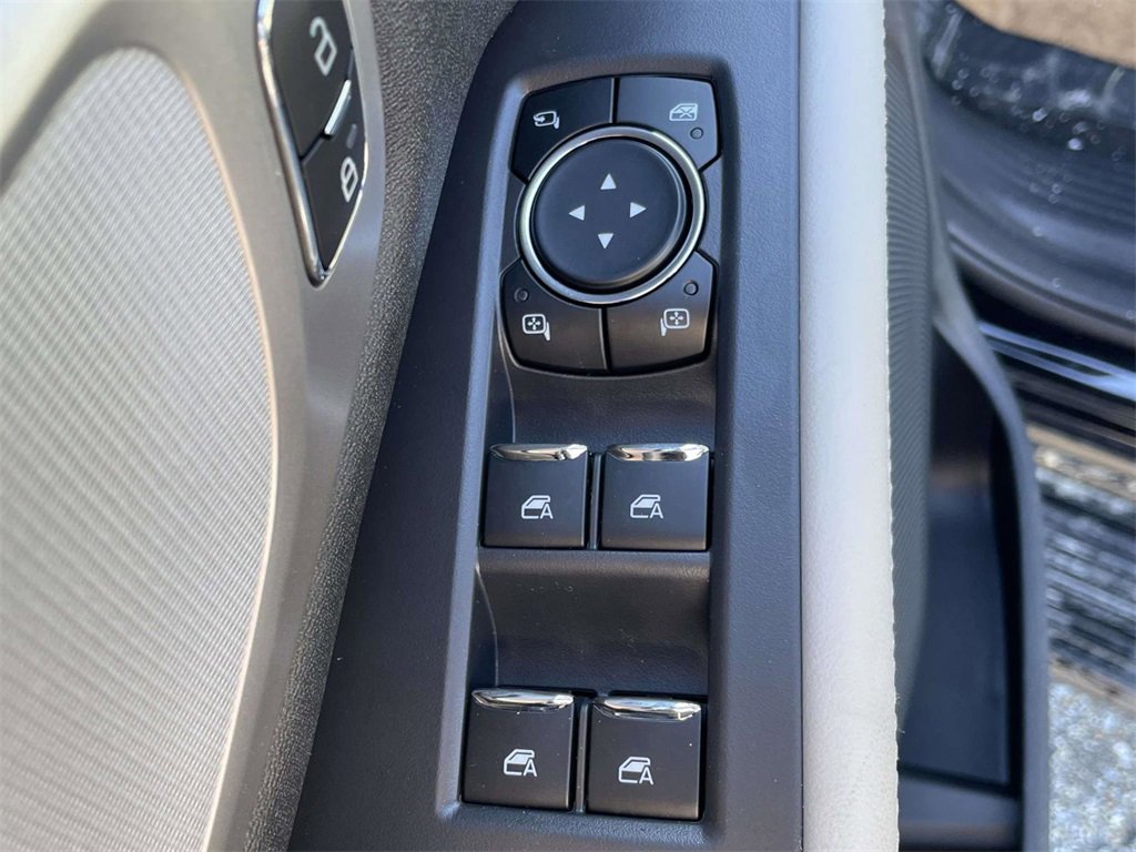 New 2026 Ford Expedition Active image 16