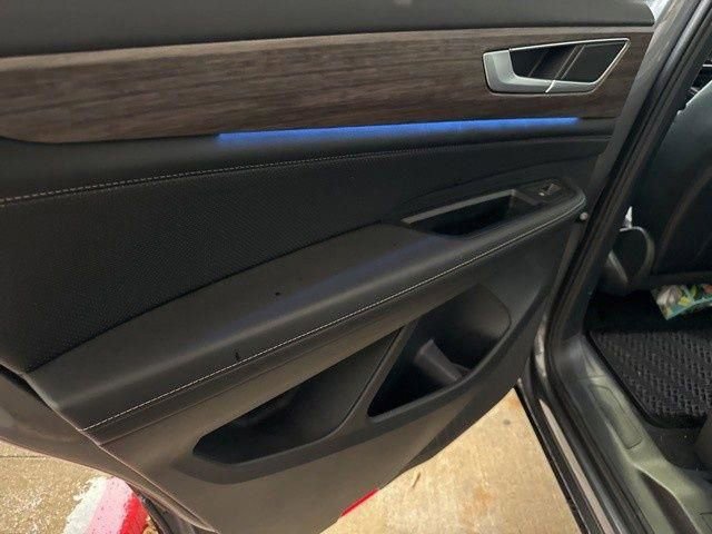 Used 2024 Volkswagen Atlas SEL image 16