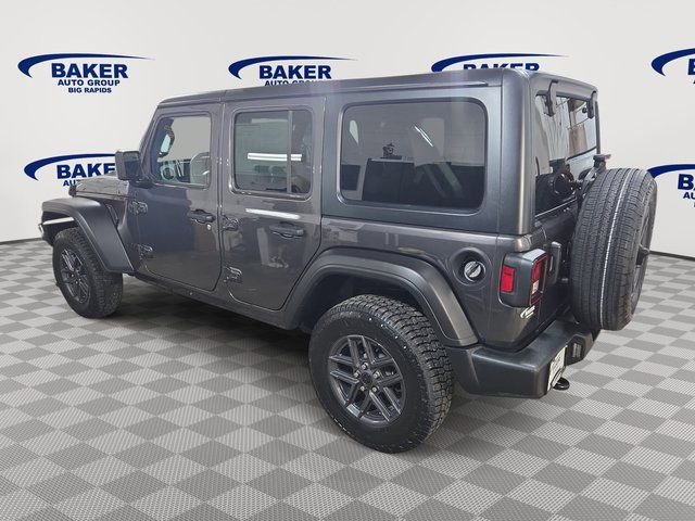 Used 2024 Jeep Wrangler Sport S image 3