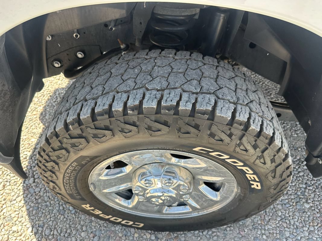 Used 2024 RAM 2500 Tradesman w/ Chrome Appearance Group AWD/4WD image 39