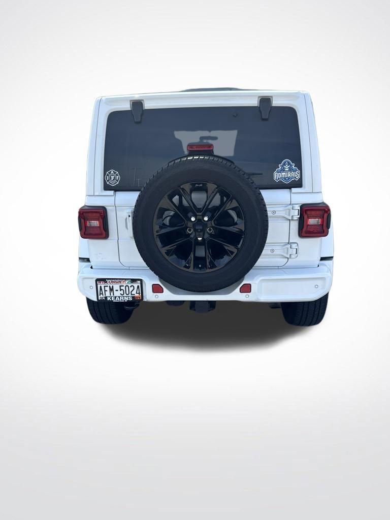 Used 2022 Jeep Wrangler Unlimited Sahara image 5