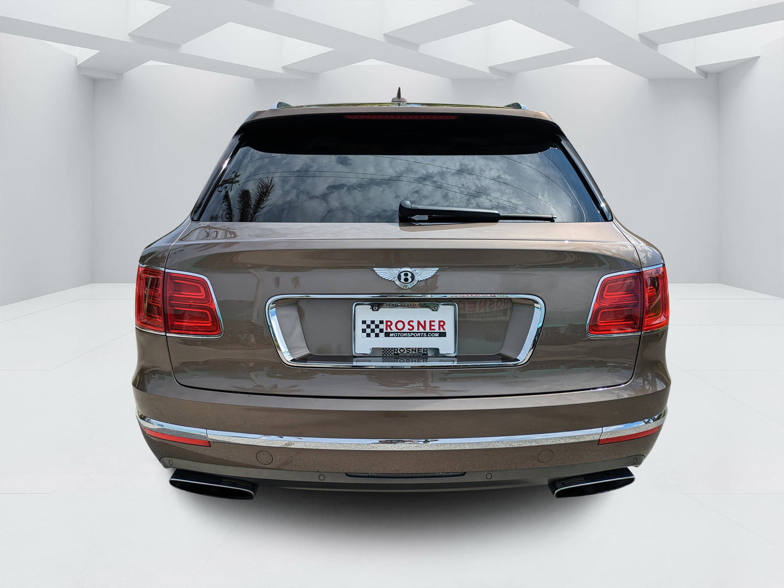 Used 2018 Bentley Bentayga AWD/4WD image 4