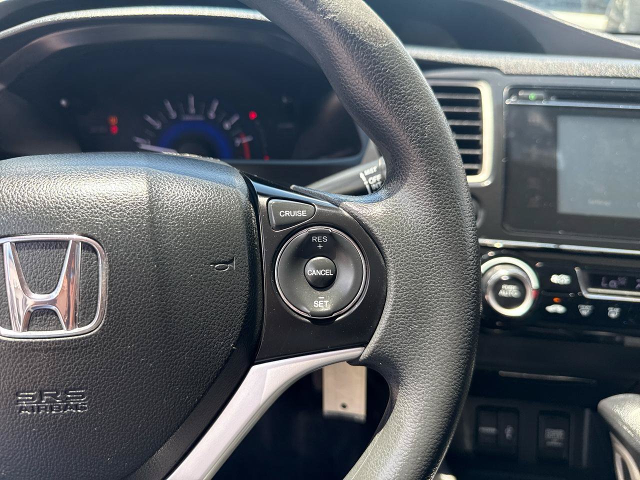 Used 2015 Honda Civic SE image 17
