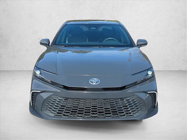 Used 2025 Toyota Camry SE w/ Convenience Package image 2