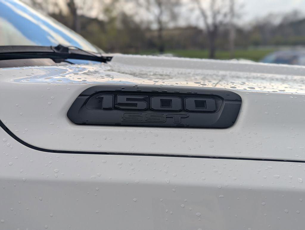 Used 2025 RAM 1500 Big Horn AWD/4WD image 13