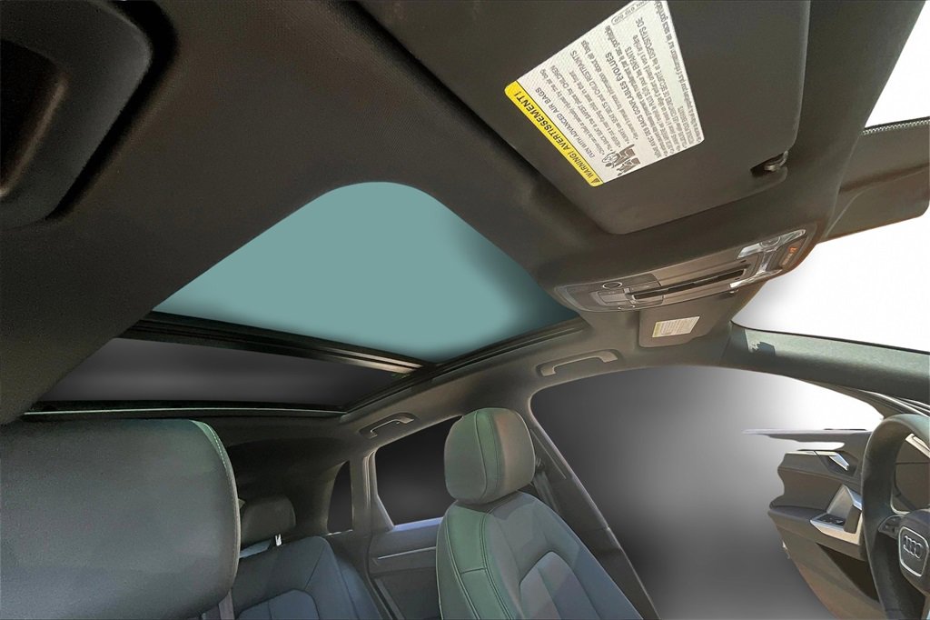 Certified 2025 Audi Q3 2.0T Premium Plus w/ Premium Plus Package image 27