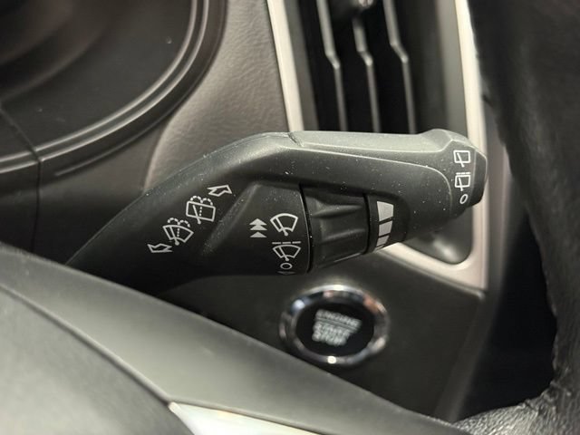 Used 2024 Ford Edge SEL AWD/4WD image 15