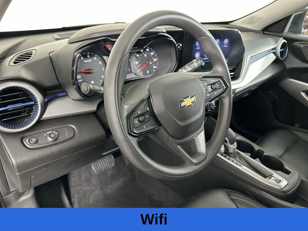 Certified 2024 Chevrolet Trax LS w/ LS Convenience Package FWD image 13