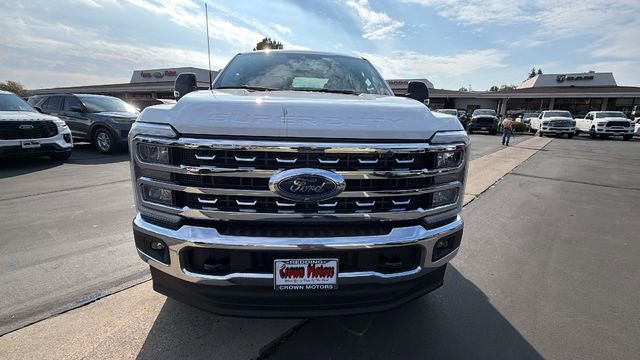 New 2026 Ford F350 Lariat w/ FX4 Off-Road Package image 8