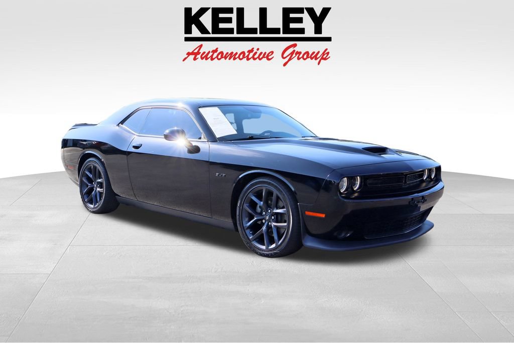 Used 2023 Dodge Challenger R/T w/ Blacktop Package