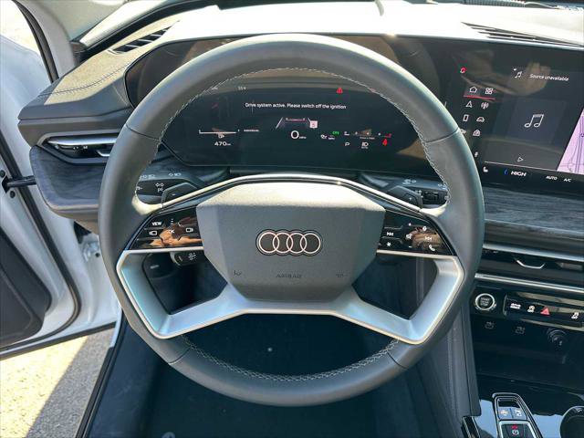 Used 2025 Audi Q5 Premium AWD/4WD image 23