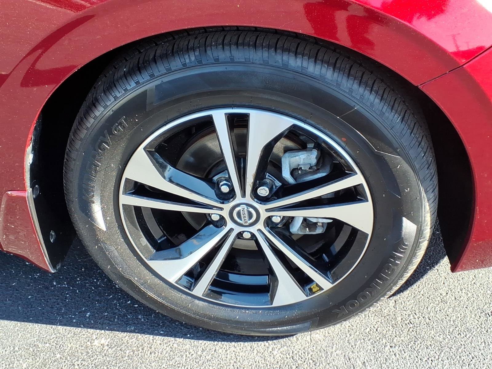 Certified 2022 Nissan Sentra SV w/ Trunk Package image 13