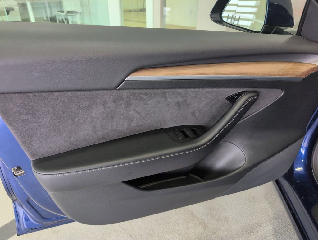 Used 2022 Tesla Model 3 Long Range image 10