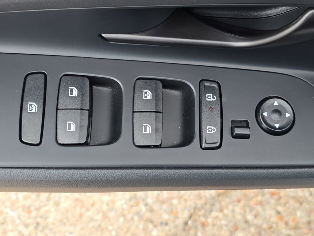 Certified 2026 Hyundai Elantra Sport FWD image 25