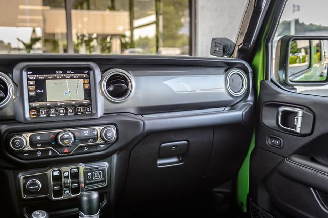 Used 2019 Jeep Wrangler Unlimited Sahara AWD/4WD image 37