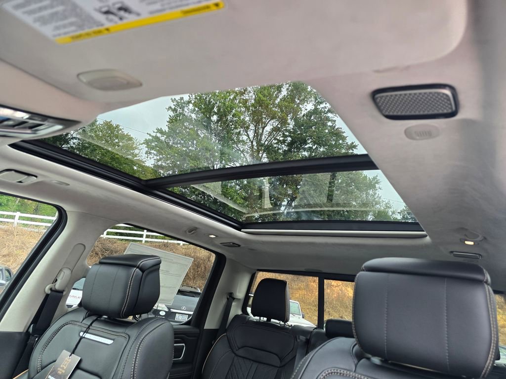 New 2026 RAM 1500 Tungsten w/ Trailer Tow Group image 13