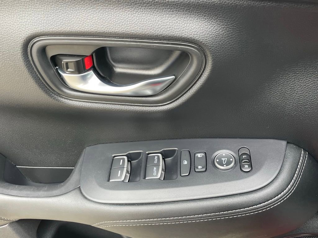 Used 2025 Honda HR-V EX-L image 25
