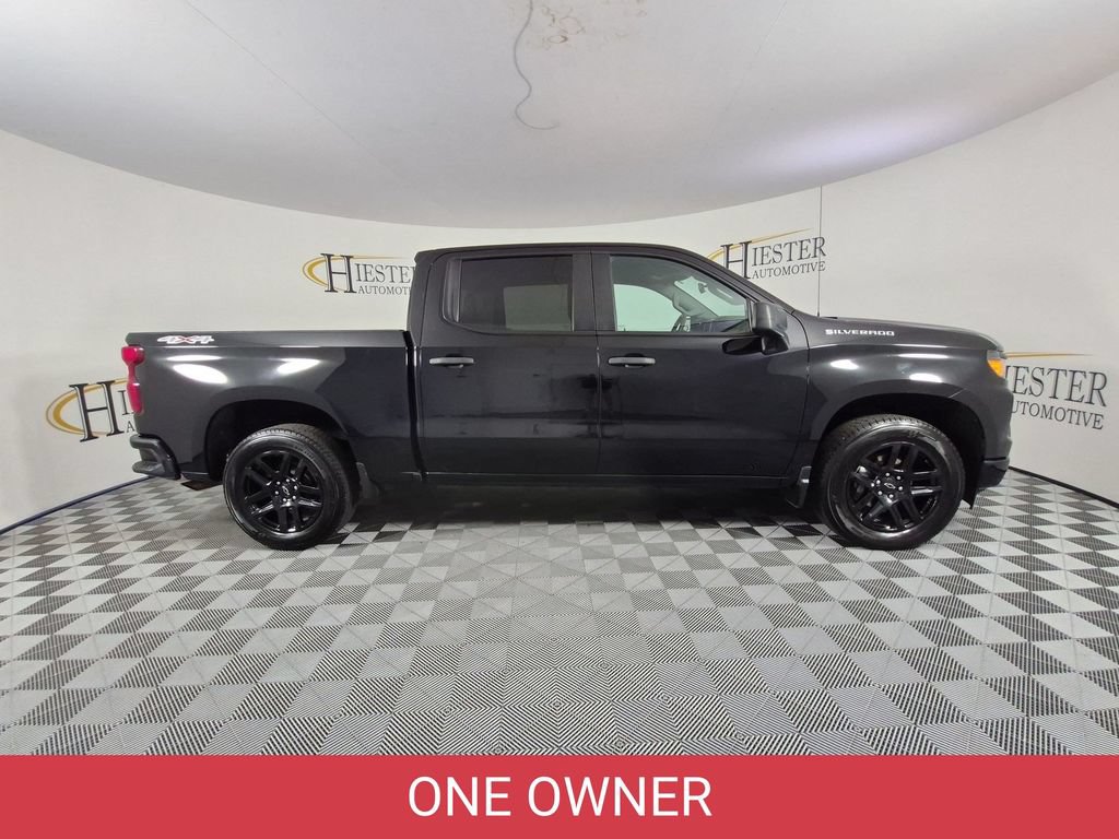 Certified 2022 Chevrolet Silverado 1500 Custom AWD/4WD image 3