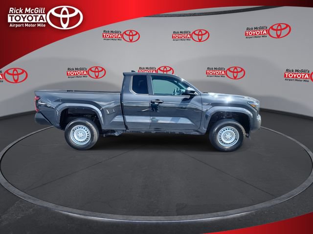 Used 2025 Toyota Tacoma SR AWD/4WD image 9