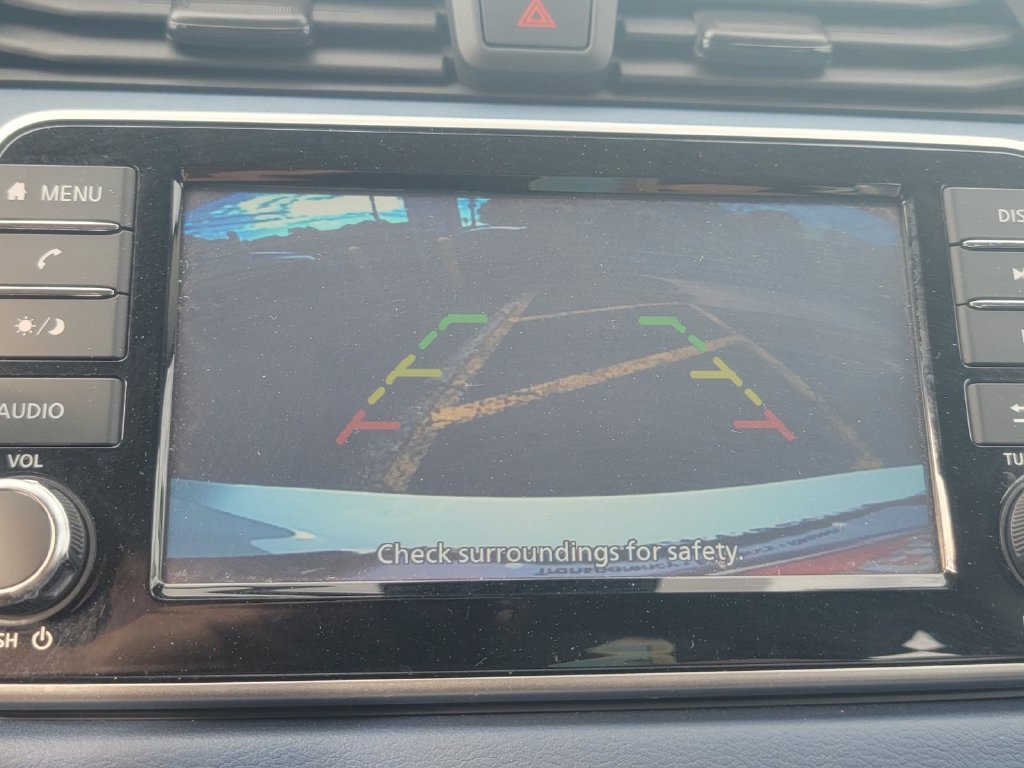 Used 2025 Nissan Versa SV FWD image 35