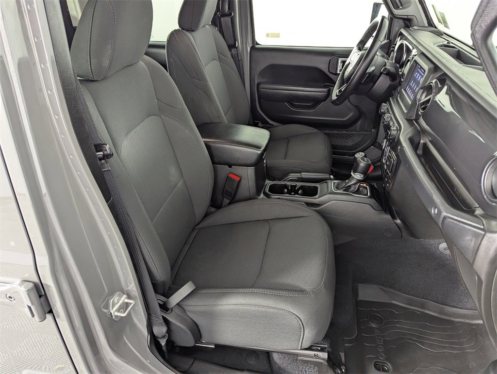 Used 2022 Jeep Gladiator Sport image 36