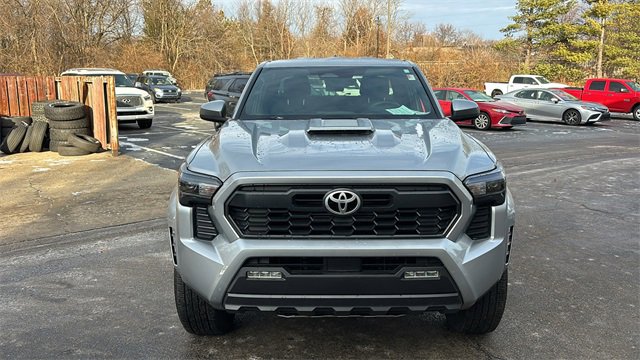 Used 2025 Toyota Tacoma TRD Sport image 10