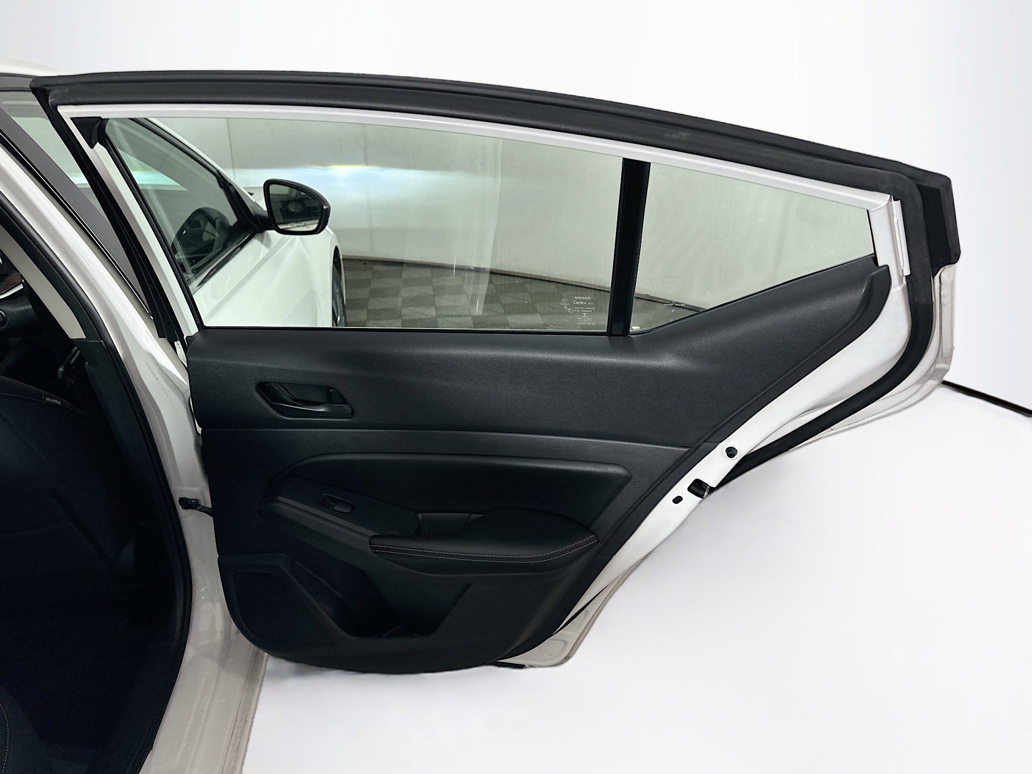 Used 2025 Nissan Altima 2.5 SV image 28