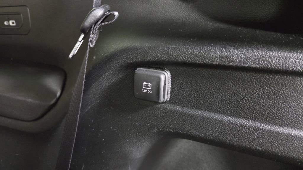 Used 2023 Jeep Grand Cherokee L Limited AWD/4WD image 18