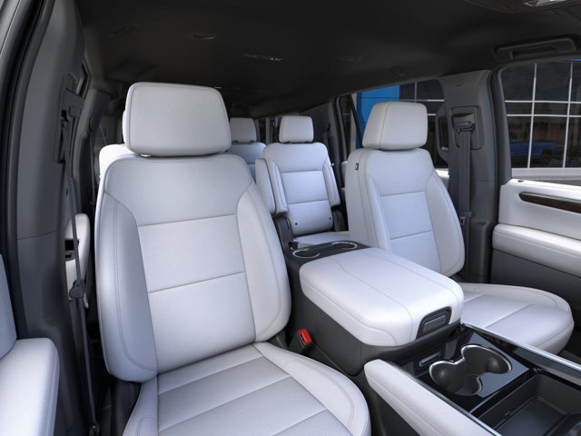 New 2025 Chevrolet Suburban Premier AWD/4WD image 16