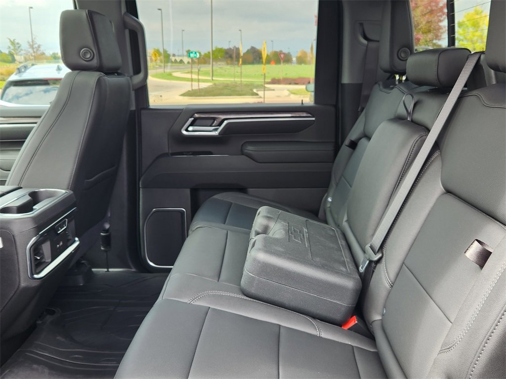 New 2026 Chevrolet Silverado 3500 LTZ w/ LTZ Convenience Package image 12