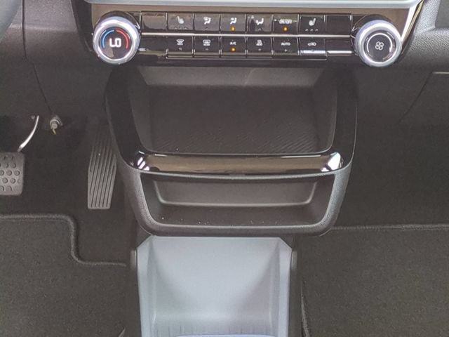New 2027 Chevrolet Bolt LT w/ Comfort Package FWD image 19