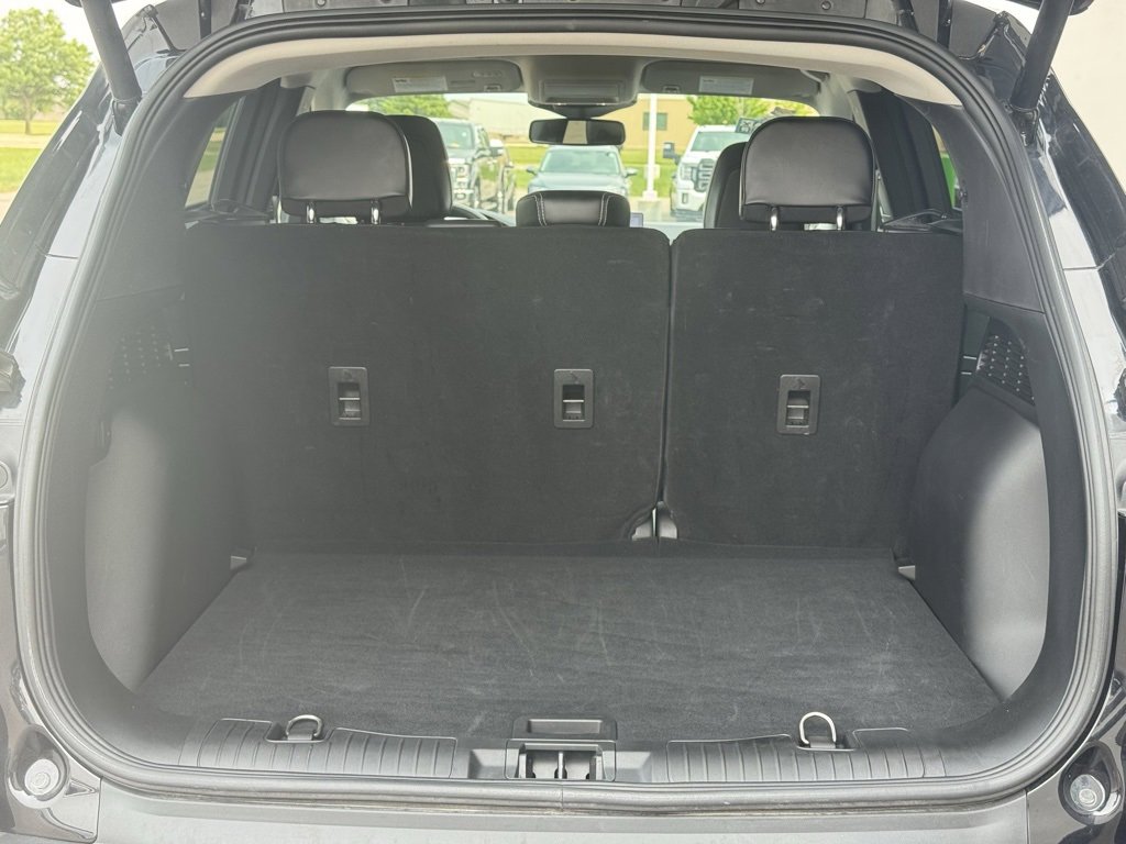 Used 2023 Ford Escape Platinum image 9