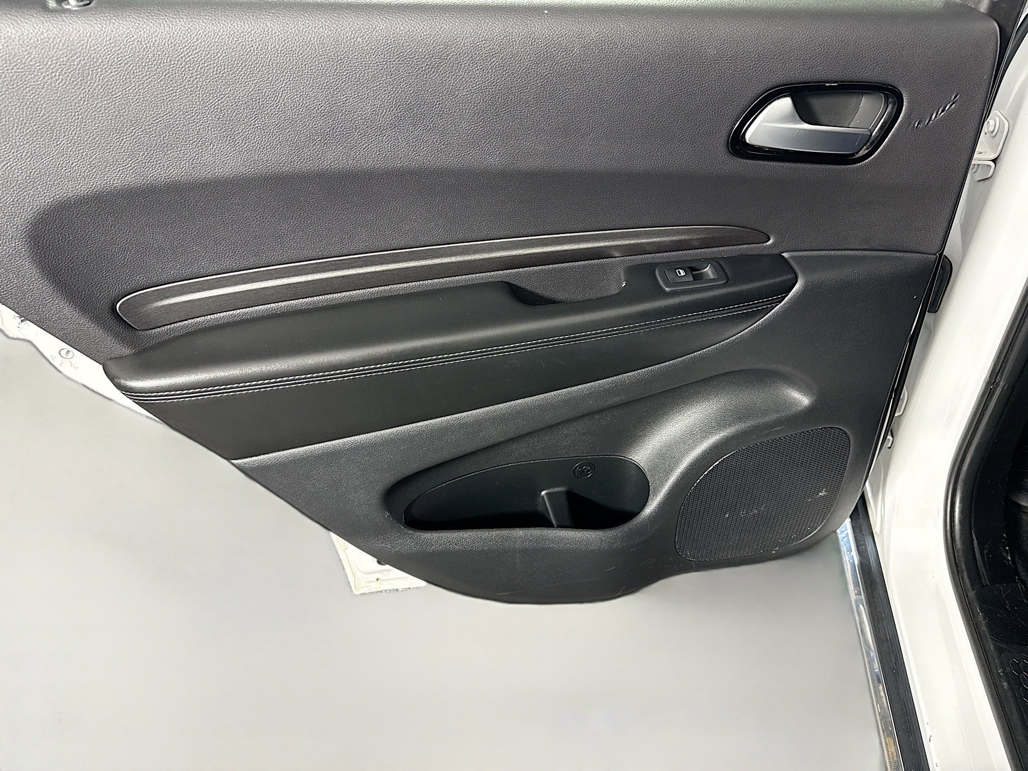 Used 2023 Dodge Durango SXT RWD image 26