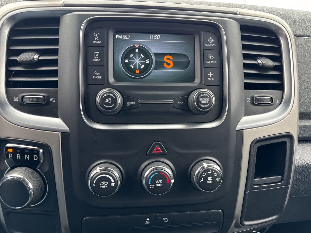 Used 2016 RAM 1500 Classic SLT image 22