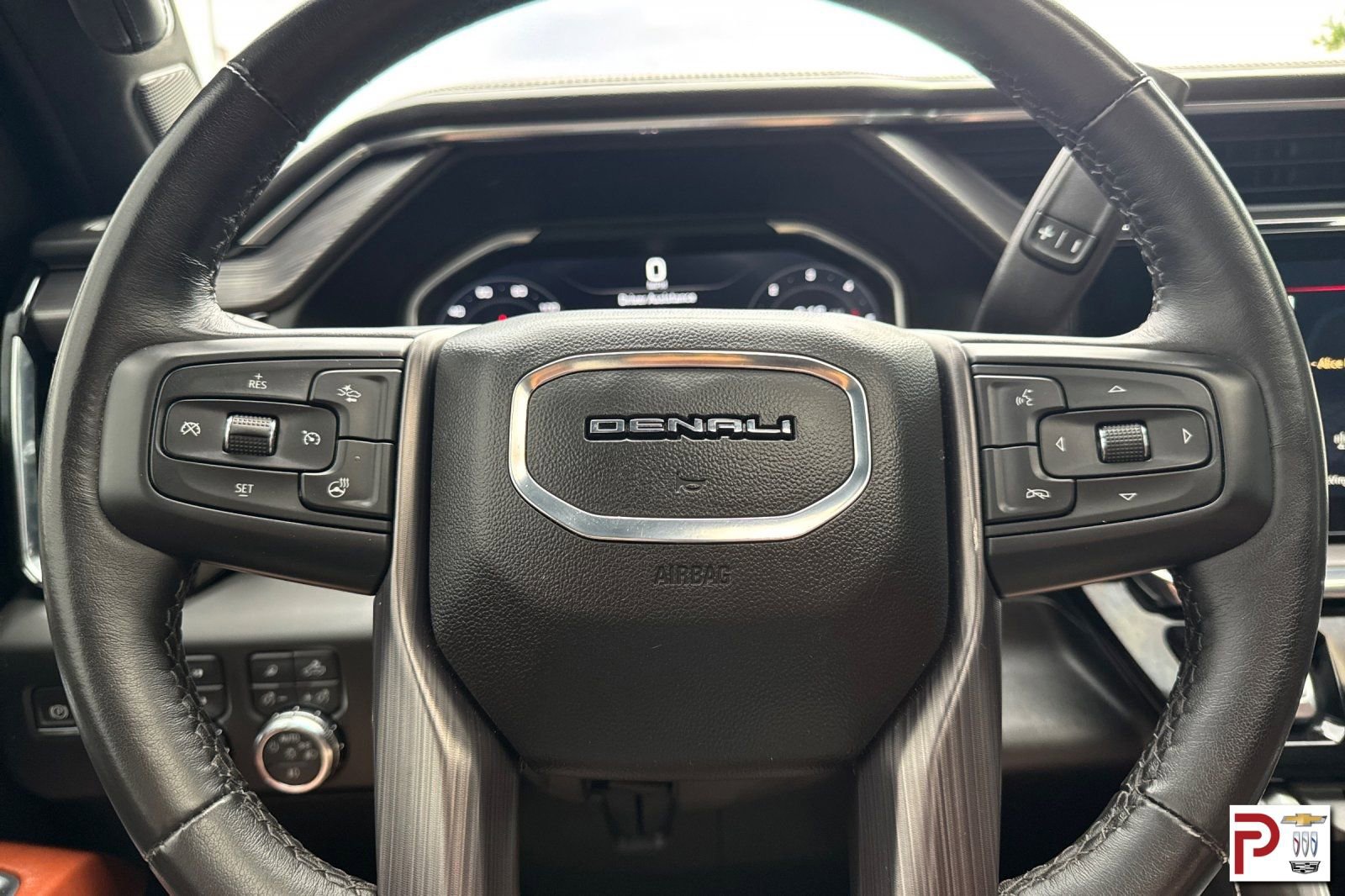 Used 2024 GMC Sierra 3500 Denali Ultimate AWD/4WD image 26