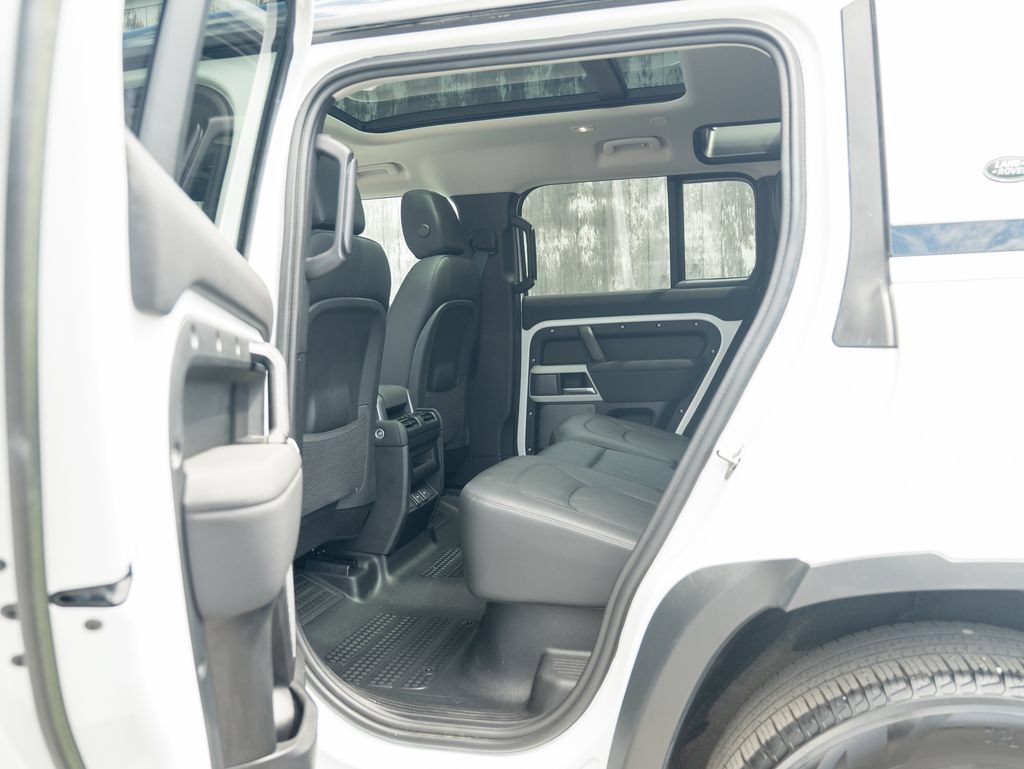 Certified 2023 Land Rover Defender 110 S AWD/4WD image 34