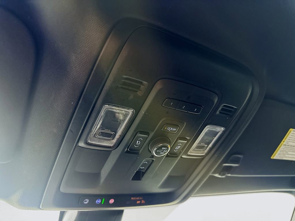 Used 2021 Chevrolet Tahoe Premier image 35