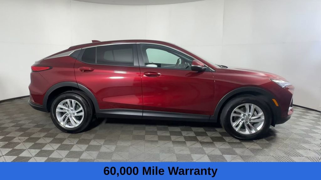 Used 2025 Buick Envista Preferred w/ Convenience I Package image 3