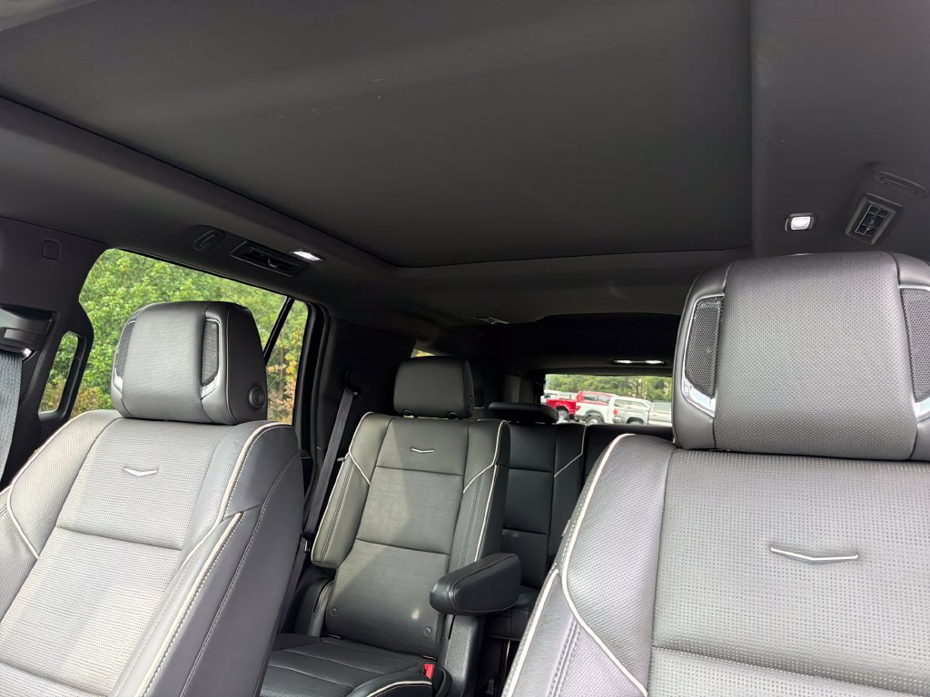 Certified 2023 Cadillac Escalade Premium Luxury AWD/4WD image 2