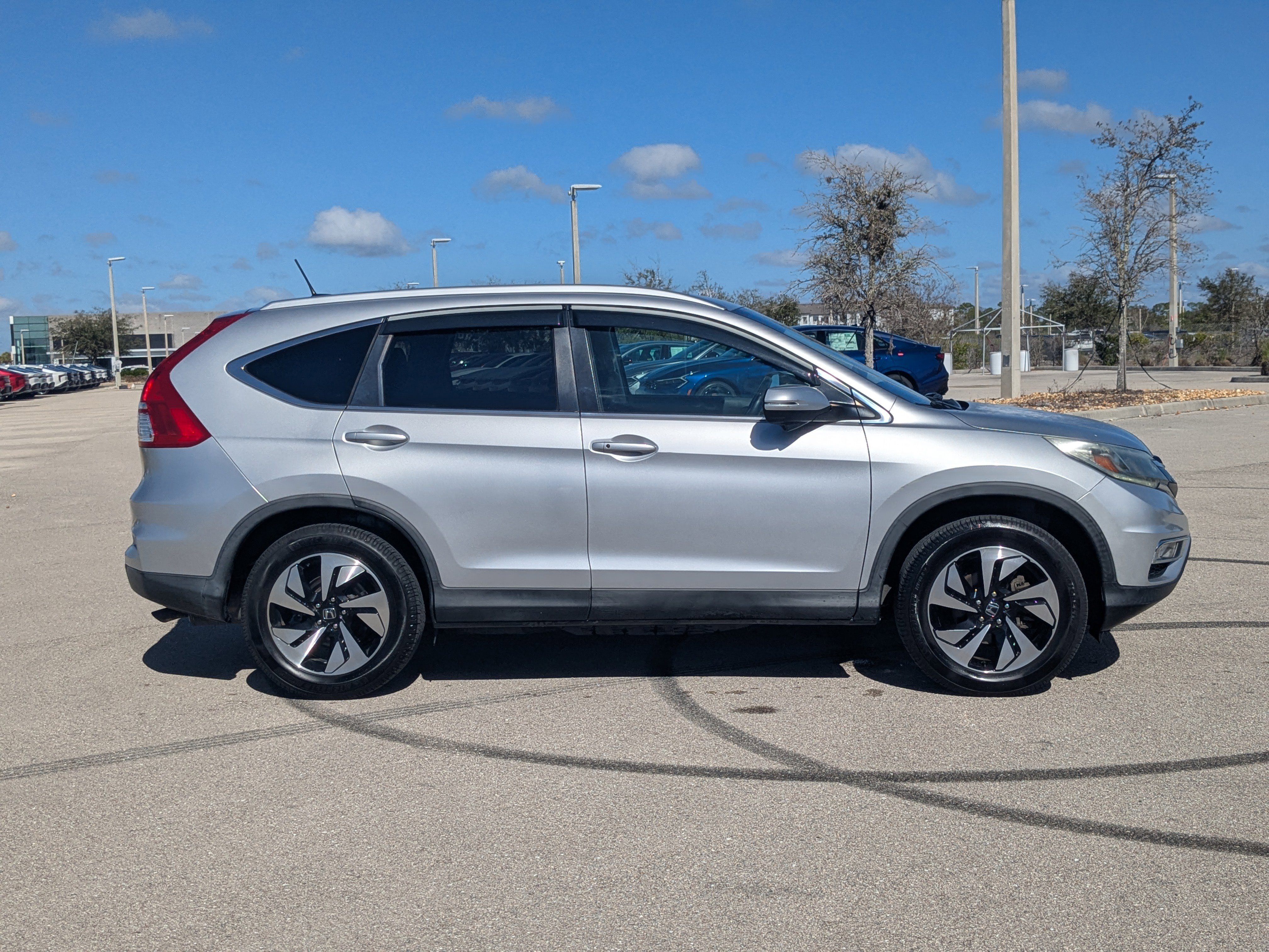 Used 2016 Honda CR-V Touring image 4