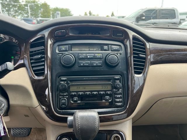 Used 2002 Toyota Highlander Limited w/ Leather Trim Pkg FWD image 14