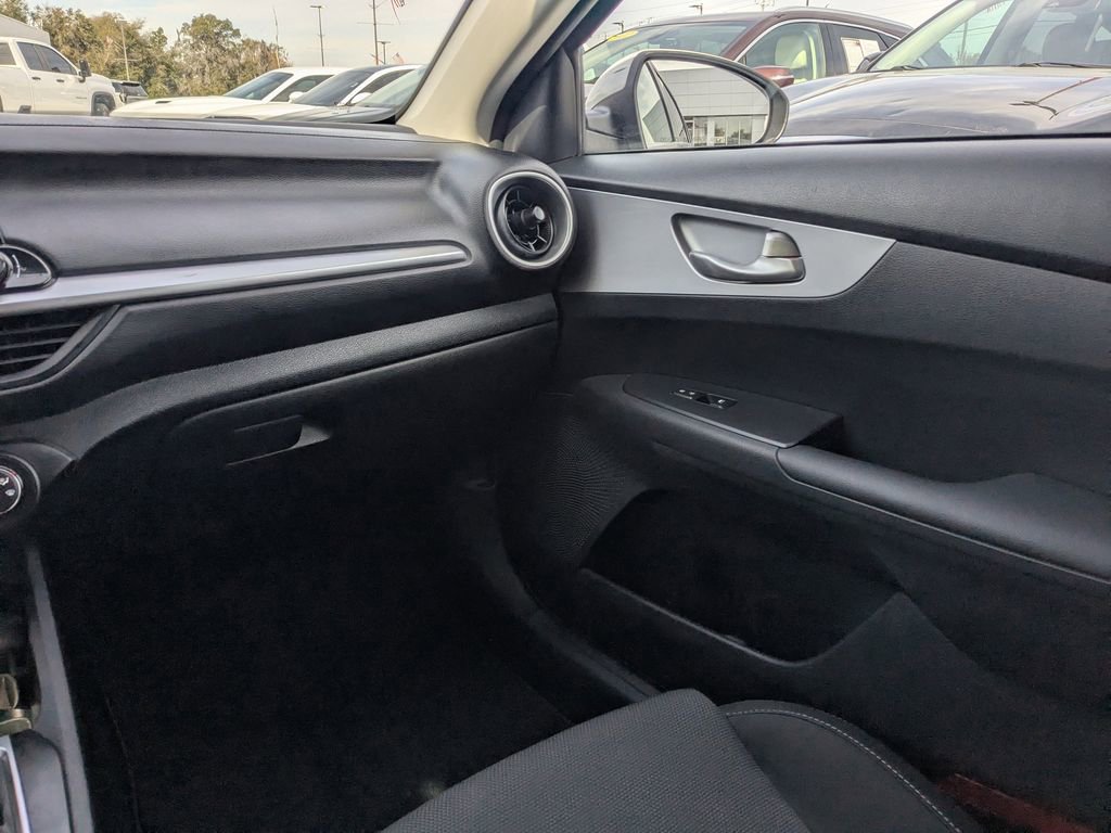Used 2024 Kia Forte LXS image 15