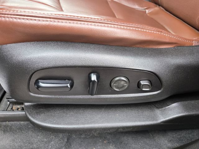 Used 2021 Buick Enclave Avenir w/ Avenir Technology Package AWD/4WD image 16