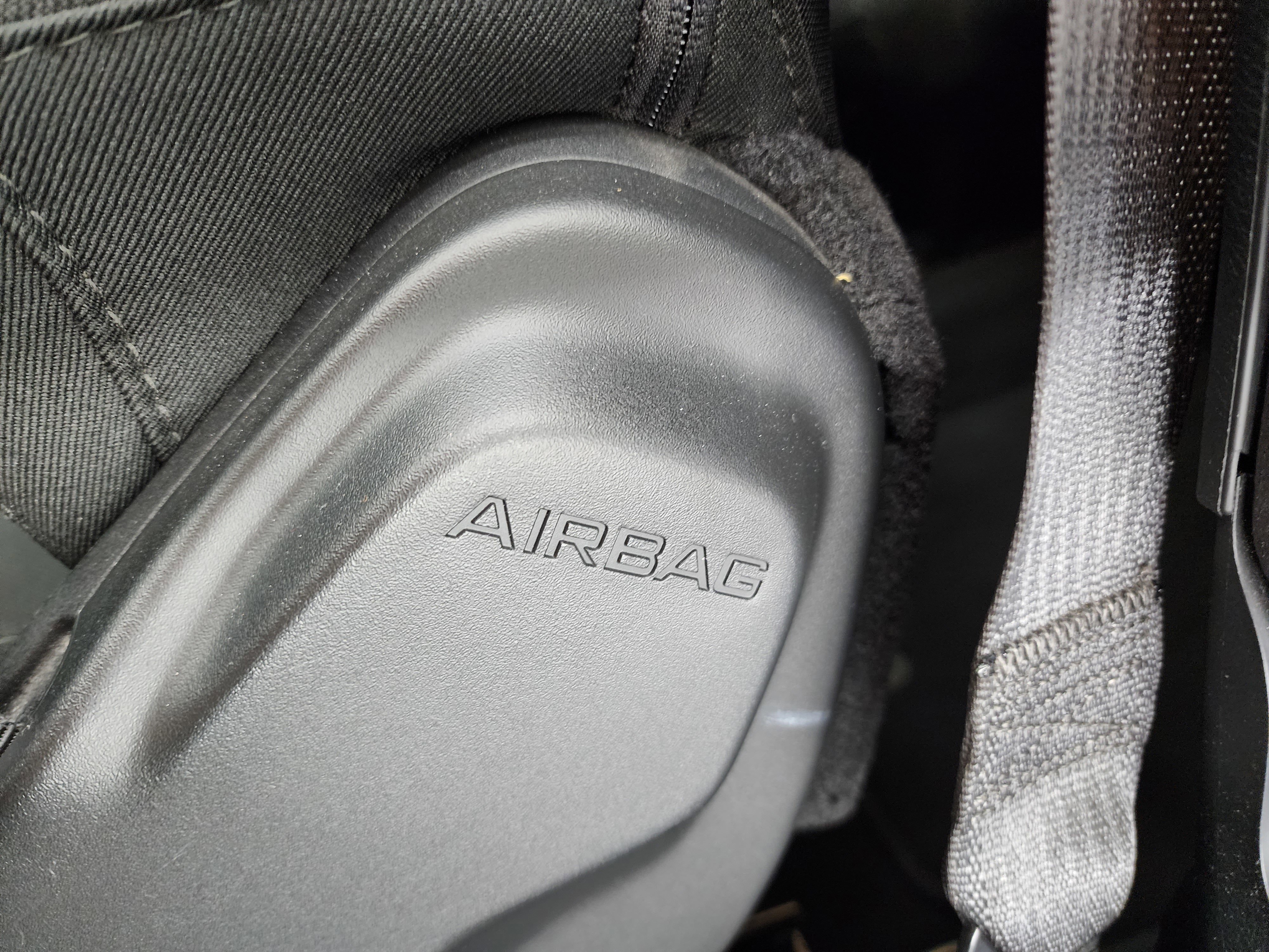 Used 2018 Jeep Wrangler Unlimited Sahara image 36