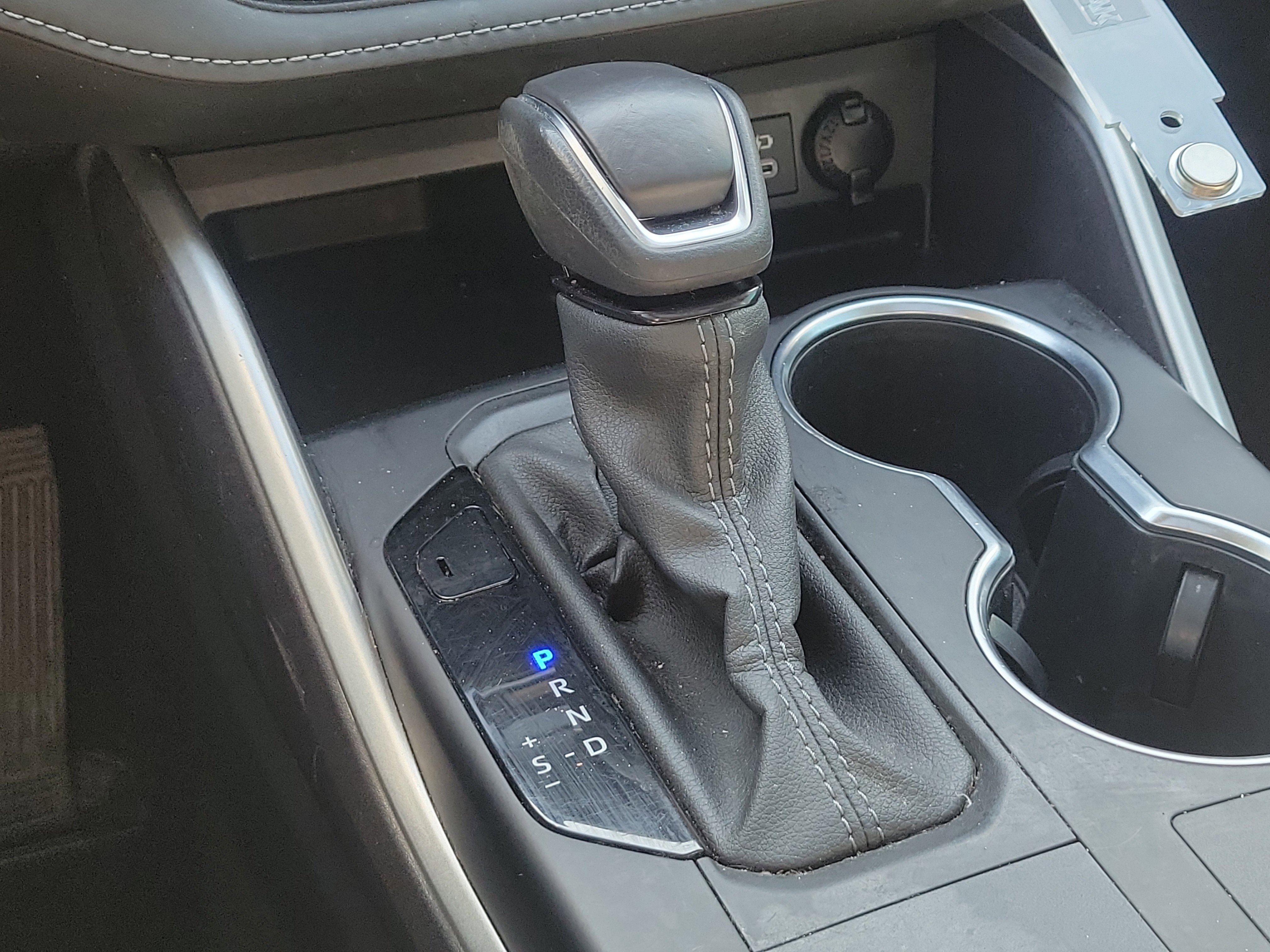 Used 2024 Toyota Highlander XLE image 37