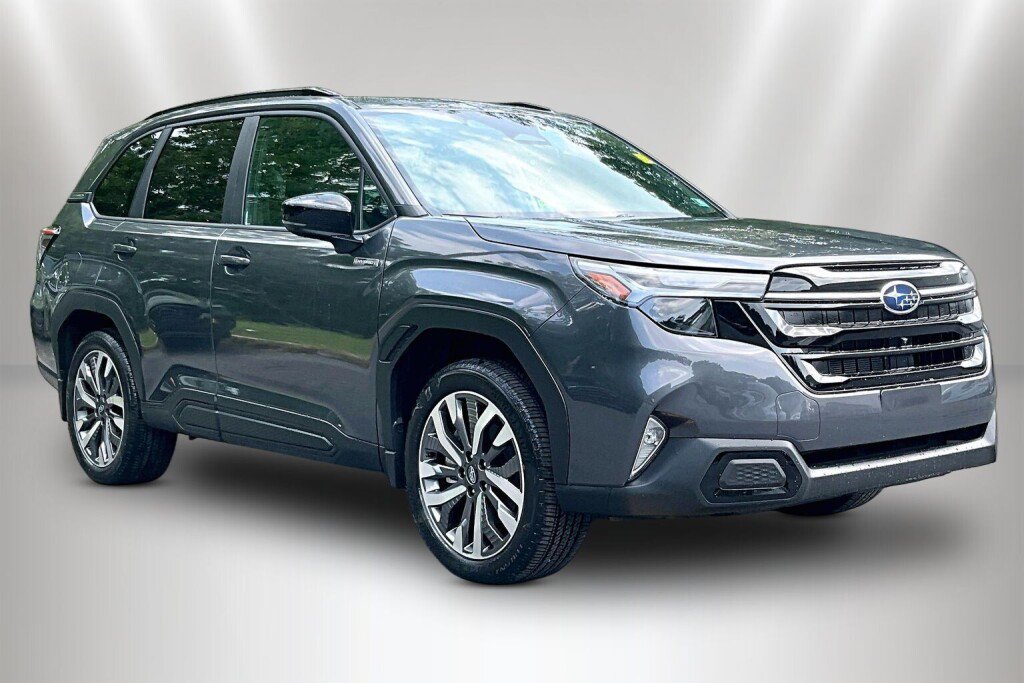 New 2026 Subaru Forester Touring AWD/4WD image 1
