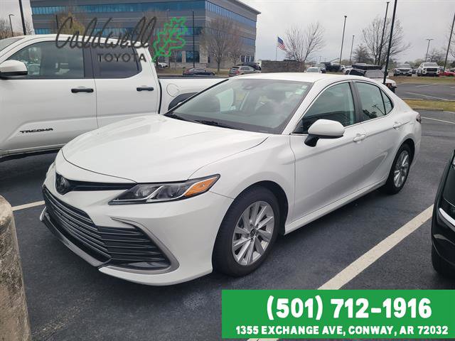 Used 2023 Toyota Camry LE image 1