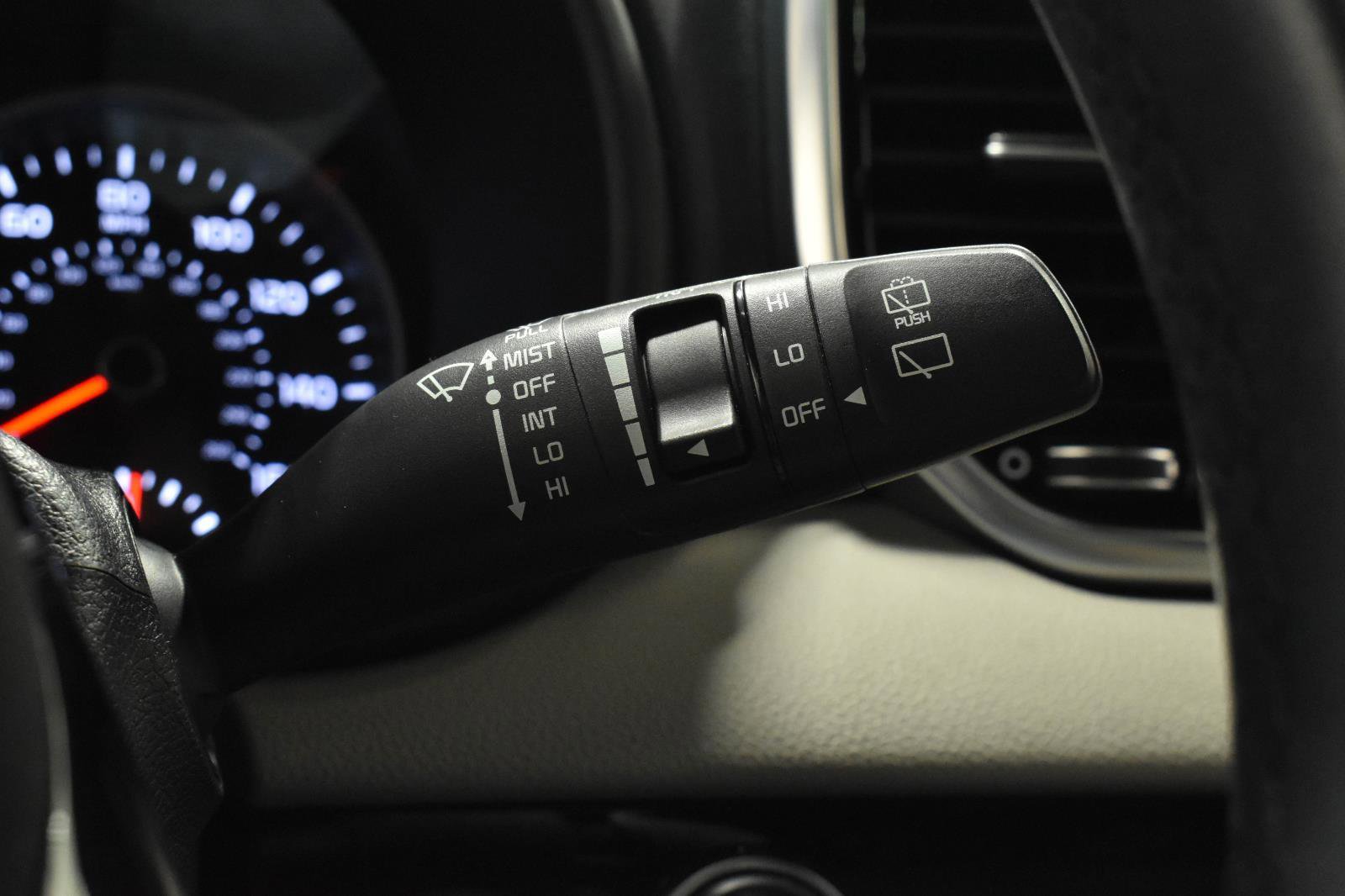 Used 2020 Kia Sportage S w/ Option Group 020 AWD/4WD image 15