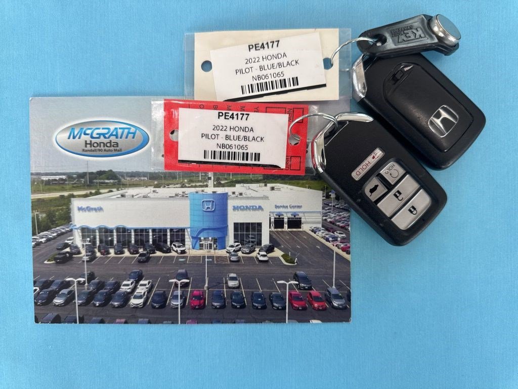 Used 2022 Honda Pilot Sport image 4